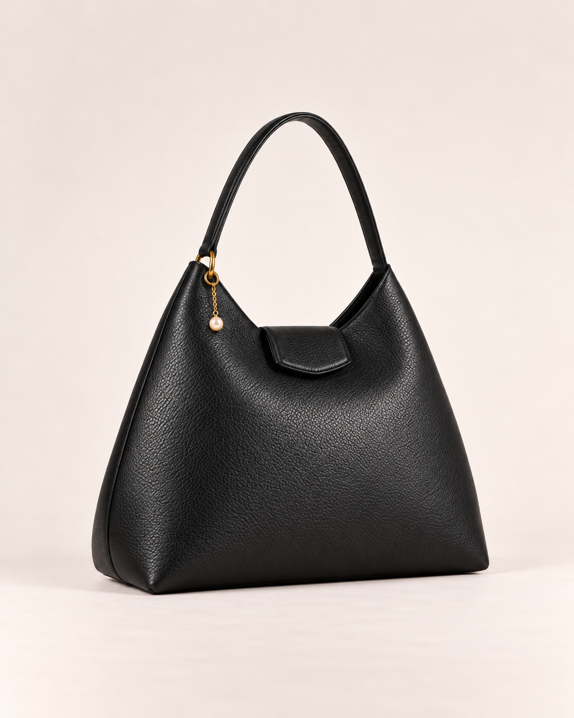 PERLA N°1 Hobo — Vitello Granato — Black — 03