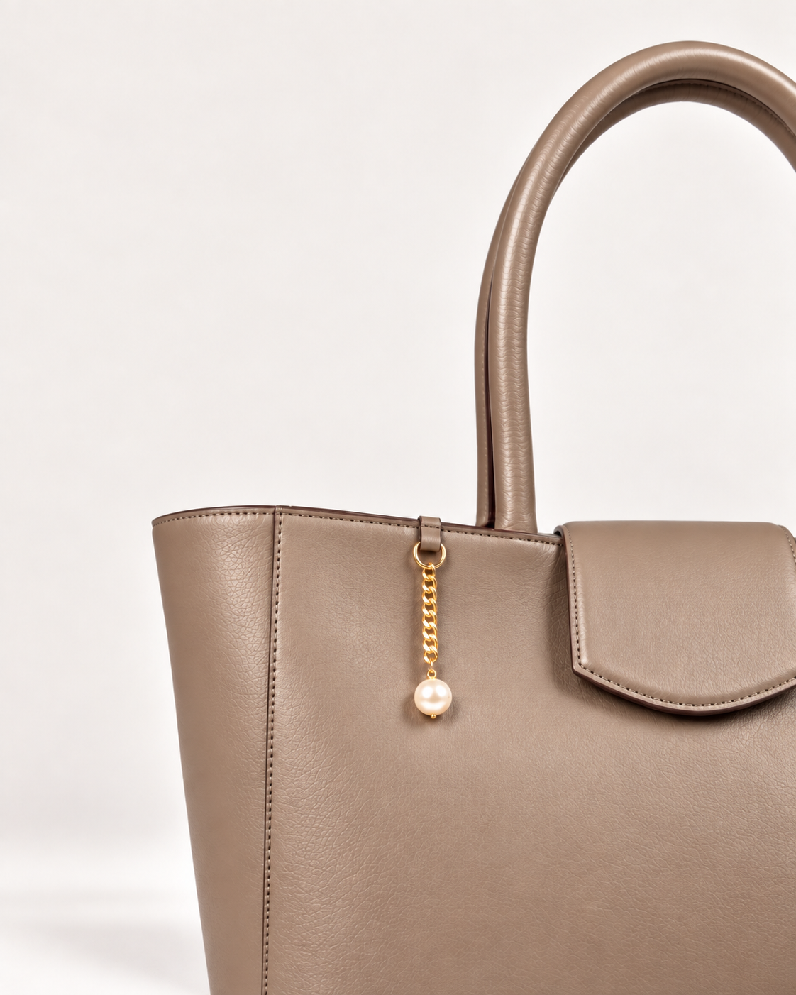 PERLA N°4 Tote — Vitello Natural — Taupe — 03