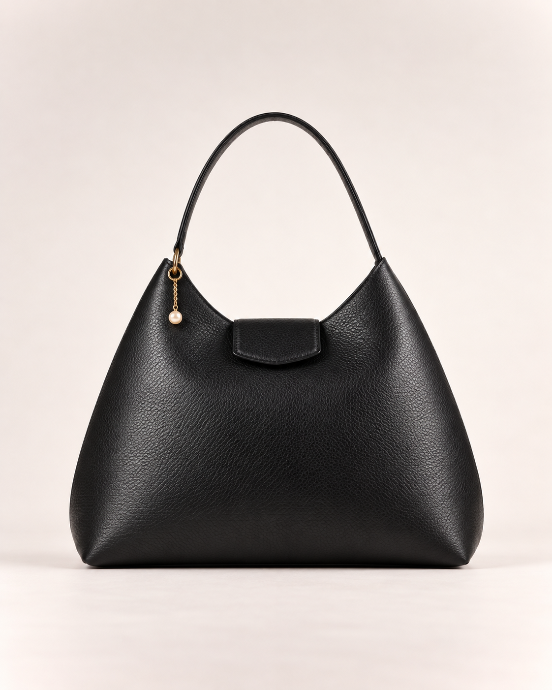 PERLA N°1 Hobo — Vitello Granato — Black — 02
