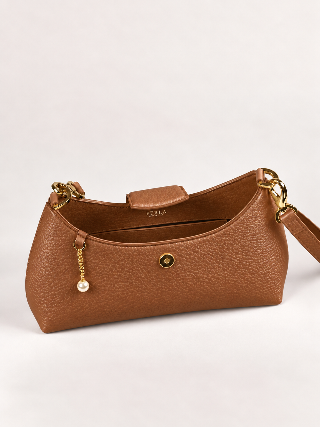 PERLA N°5 Shoulder Bag — Vitello Granato — Caramel — 03
