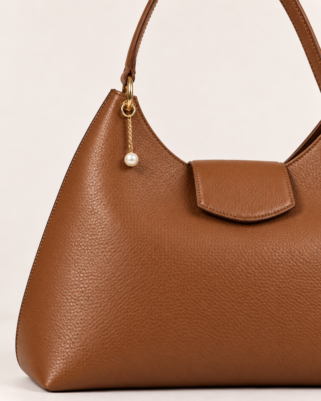 PERLA N°1 Hobo — Vitello Granato — Caramel — 04