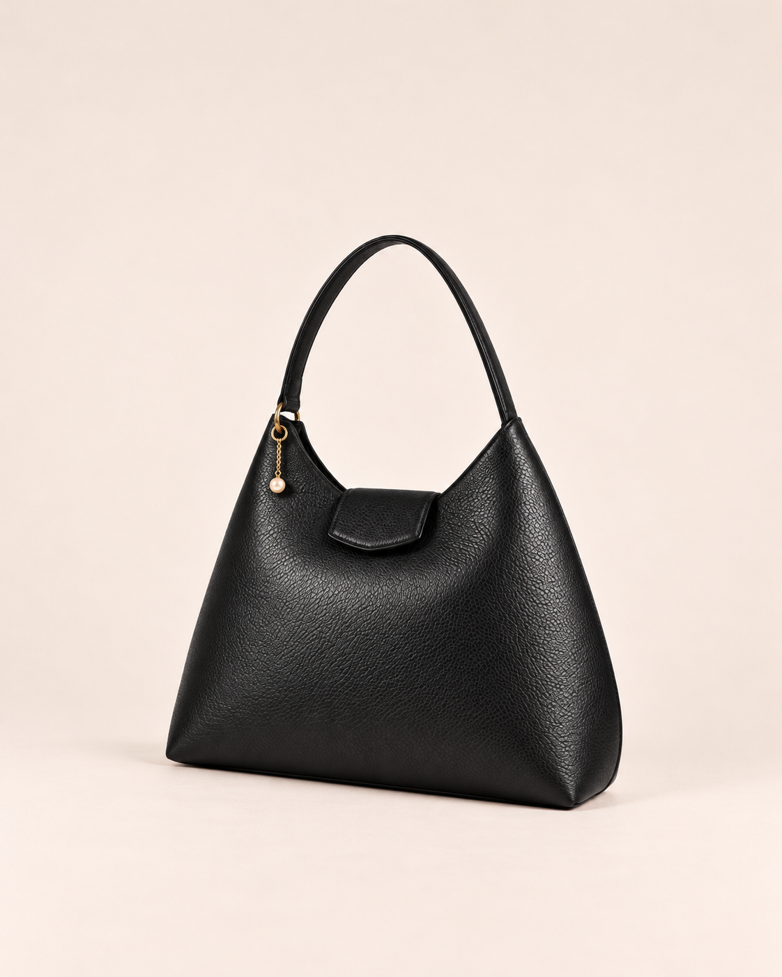 PERLA N°1 Hobo — Vitello Granato — Black — 01