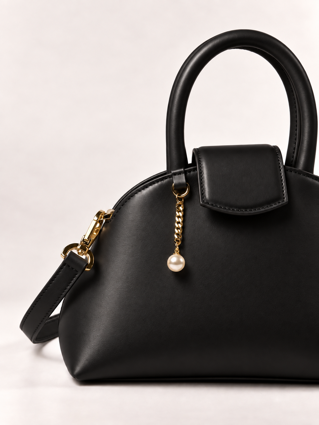 PERLA N°2 Top Handle — Vitello Natural — Black — 04