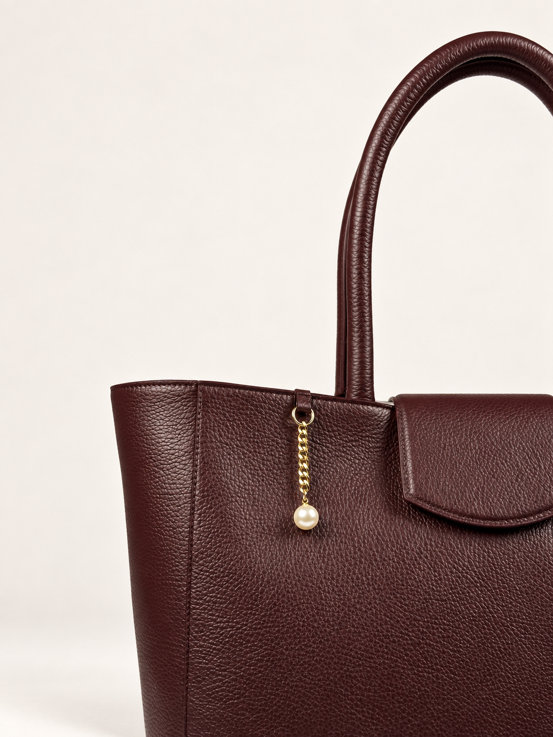 PERLA N°4 Tote — Vitello Granato — Bordeaux — 03
