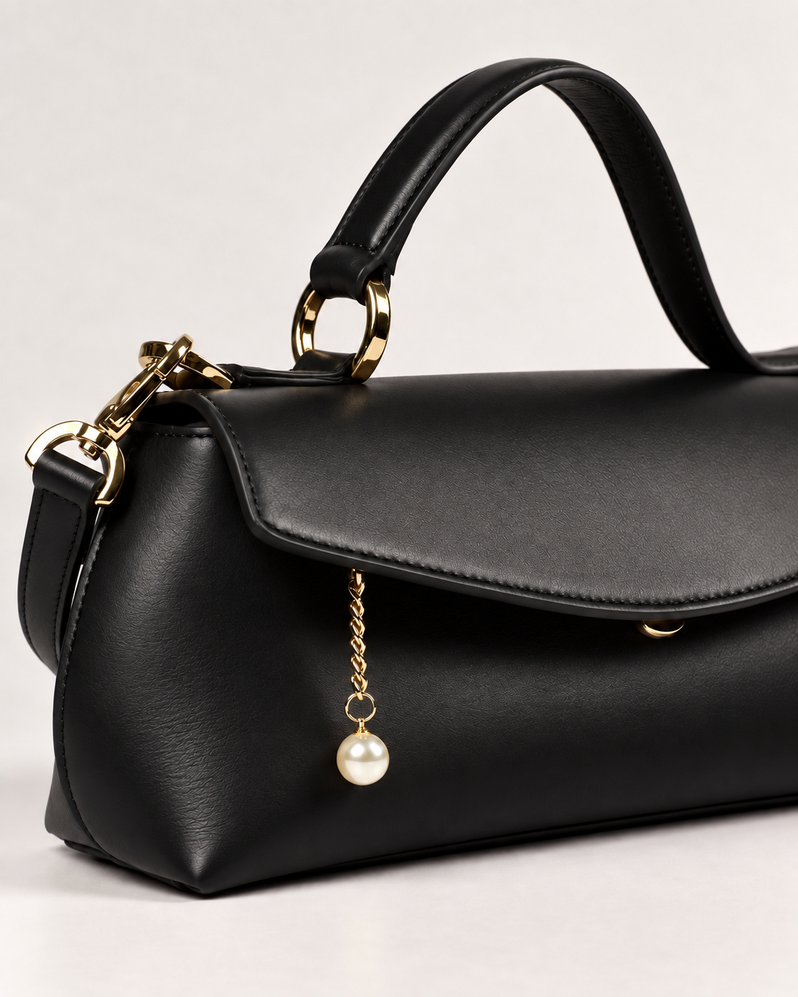 PERLA N°3 East-West — Vitello Natural — Black — 05